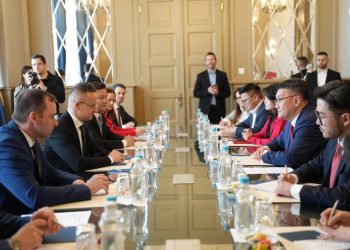 Байдрагийн гол дээр усан цахилгаан станц барих төслийг эхлүүлэхээр болжээ