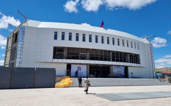 Хүүхэд, залуучуудын театр 27 жилийн дараа хөшгөө дахин нээнэ