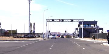 Замын-Үүд Эрээн автозамын боомт 24 цагаар ажиллаж эхэллээ