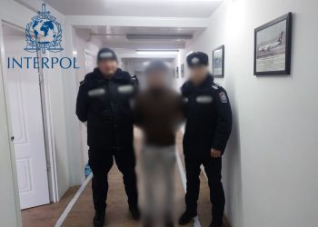 Интерполоор эрэн сурвалжилж байсан этгээдийг Шведээс албадан авчирлаа