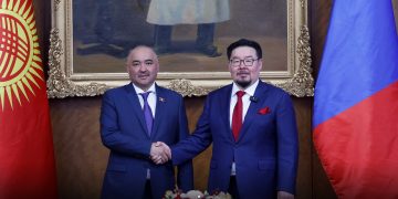 Киргиз Улсын Жогорку Кенешийн дарга Н.Шакиевтай албан ёсны хэлэлцээ хийлээ