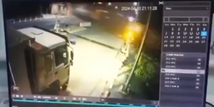Ослоор нас барсан бүсгүй төрсөн өдрөө тэмдэглэхээр урилгаа илгээсэн байжээ