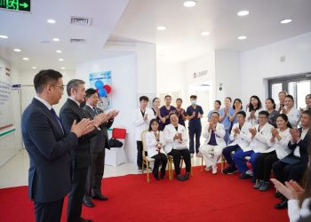 Австрийн газраас АШУҮИС-ийн эмнэлгүүдэд 7.5 сая еврогийн тоног төхөөрөмж хүлээлгэн өглөө