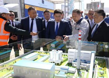 Л.Оюун-Эрдэнэ: Боомтын боомийг тайлсан шиг эрчим хүчний реформыг эрчимжүүлнэ