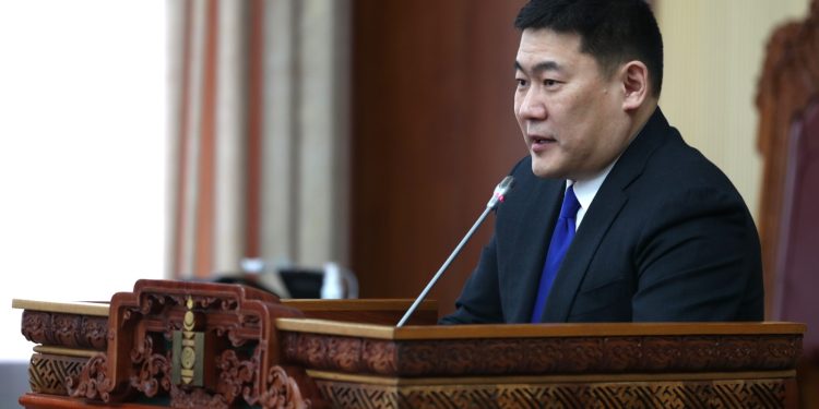 Л.Оюун-Эрдэнэ: Оюутолгойн өр тэглээгүй бол бид өнөөдөр Үндэсний баялгийн сангийн тухай хуулийг хэлэлцэх боломжгүй байсан