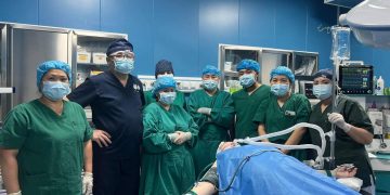 Хан-Уул дүүргийн эмнэлэг тархины хавдар авах мэс заслыг анх удаа хийлээ