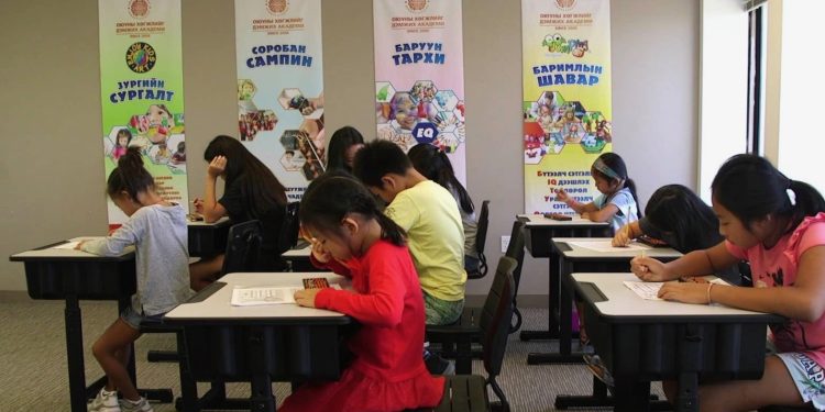 Гадаад улс дахь боловсролын сургалтын байгууллагад төрөөс дэмжлэг үзүүлнэ