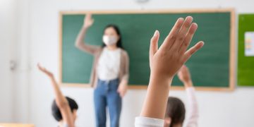 Багш нарын хүүхдээ асарсан хугацааг ажилласан жилд хамруулж тооцно