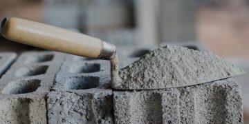 Импортын цементийн гаалийн албан татварын хувь, хэмжээг таван хувь болгон буурууллаа