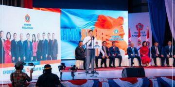 Л.Оюун-Эрдэнэ: Ард түмэн нэгдмэл бас хүчтэй гэдгээ харуулахын тулд дарханчууд та бүхэн багаар нь дэмжээрэй