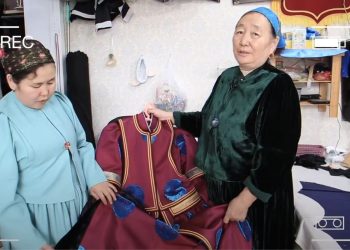 Буриад дээлийг өвлөн уламжлагч Бүчид