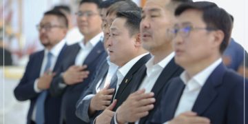 Баруун бүсэд нэр дэвшиж буй “Морьтой Аравт” багийнхан Ховдын бизнес эрхлэгчидтэй уулзлаа