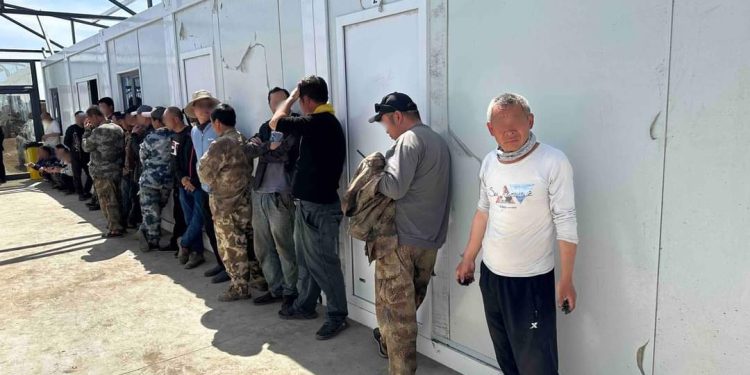 Хууль бусаар ажиллаж байсан хятад иргэдийг илрүүлжээ