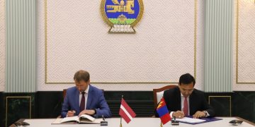 Латви Улстай агаарын харилцааны хэлэлцээр байгууллаа