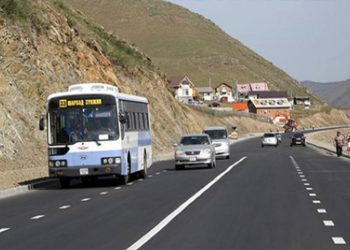 Сүхбаатарын талбайгаас зуслан чиглэлийн автобус үйлчилж эхэллээ