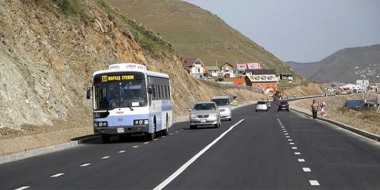 Сүхбаатарын талбайгаас зуслан чиглэлийн автобус үйлчилж эхэллээ