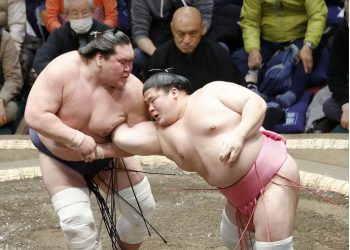 Тэрүнофүжи Г.Ган-Эрдэнэ анхны ялагдлаа  хүлээв