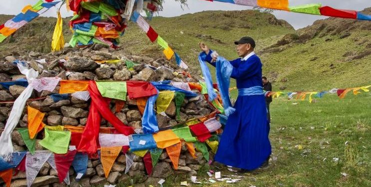 Овоо тахилгын наадмын өмнөх оройн зураглал