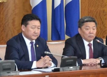 Д.Тогтохсүрэнд "Монголросцветмет"-ийг өгч байгаад Д.Хаянхярваа шиг оймсыг нь гозолзуулах уу?