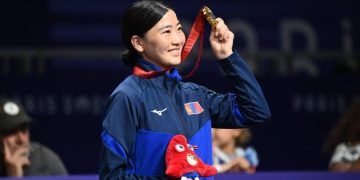 Паралимпын эмэгтэйчүүдийн анхны алтан медалийг У.Сүрэнжав авчирлаа