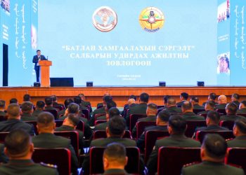 Л.Оюун-Эрдэнэ: Зэвсэгт хүчин, батлан хамгаалахын салбарт хүний эрхийг дээдлэхэд анхаарч ажиллаарай