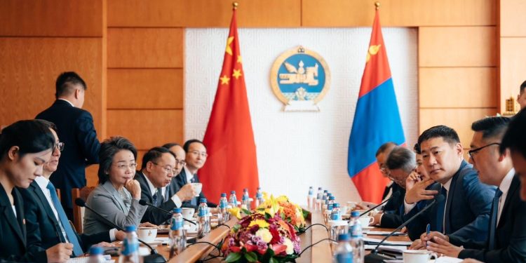 Дэд бүтцийн хамтарсан төслүүдийг шуурхай хэрэгжүүлэхээр тохиролцлоо