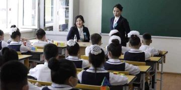 Нэгдүгээр ангийн сурагчдыг зүрх судас, нүд, шүдний үзлэгт хамруулна