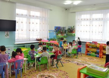 Цэцэрлэгийн хүүхдийн хоолны түүхий эдийн зардлын 1000 төгрөгийг эцэг эх, асран хамгаалагч хариуцна