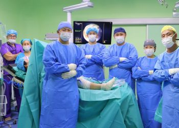 Спорт гэмтлийн төвийн эмч нар шагайн дурангийн мэс заслын шинэ технологийг нэвтрүүлжээ