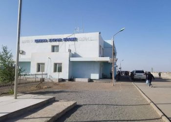 Ажилтнуудаараа санал өгүүлж яваад осол гаргасан гаалийн хурган даргад хууль үйлчилсэнгүй