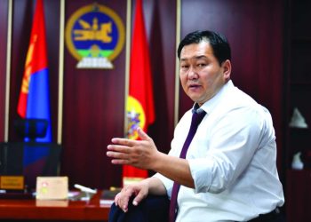 СХД-ийн Засаг даргаар Б.Хуягбаатарыг улираан томилох уу?