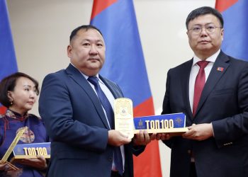 "Эко глобал ложистикс" компани "ТОП-100" аж ахуйн нэгжээр 3 дахиа өргөмжлөгдлөө