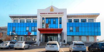 Эрэн сурвалжлагдаж байсан гадаадын иргэнийг баривчилж, албадан гаргалаа