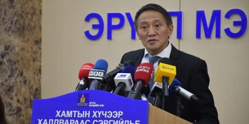 Папиллома вирусний эсрэг вакцин БЗХӨ-өөс давхар сэргийлдэг