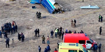 Казакстанд онгоц осолдож 38 хүн амь үрэгджээ