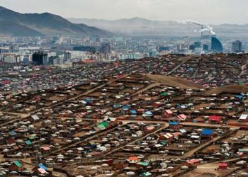 Ханын материал орчимд 3000 айлын орон сууц барихаар 137 иргэний газрыг чөлөөлжээ