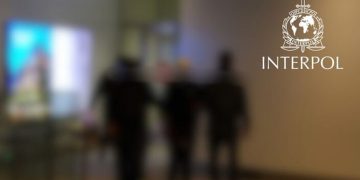 Гадаадад хөдөлмөр эрхлүүлнэ гэж залилагч этгээдийг БНСУ_аас албадан авчирлаа