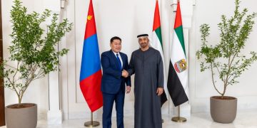 Ерөнхий сайд Л.Оюун-Эрдэнэ Арабын Нэгдсэн Эмират Улсын ерөнхийлөгчид бараалхлаа