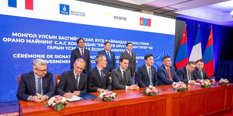 Манай улс Францтай ураны төсөлд хамтран ажиллахаар гэрээнд гарын үсэг зурлаа