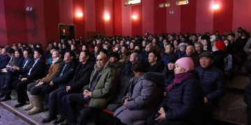 Улаанбаатар хот-2040 хөгжлийн ерөнхий төлөвлөгөөг Багануурынханд танилцууллаа