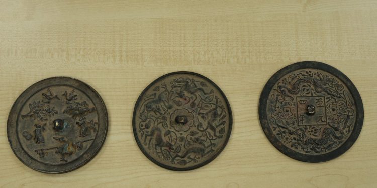 Хубилай хааны үед хамаарах соёлын өвийг улсын хилээр хууль бусаар гаргахыг завджээ