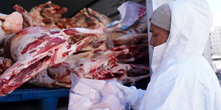 Нөөцийн мах гулуузаар худалдаалж буй 18 байршил