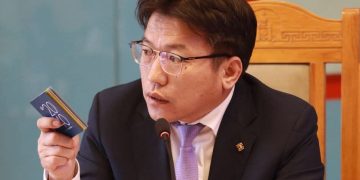 Р.Эрдэнэбүрэн: Гэр хорооллын тодорхой хэсгийг “Яндангүй бүс” болгон зарлана