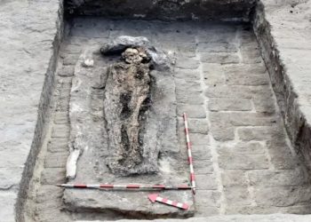 3200 жилийн өмнөх цэргийн өндөр тушаалтны булшийг илрүүлжээ