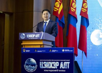 У.Хүрэлсүх: Усаа хайрлаж, хамгаалах “Цэнхэр алт” хөтөлбөр хэрэгжүүлэх цаг болсон