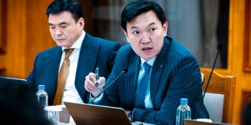 Н.Учрал: Бүх төрлийн үйлчилгээний төлбөр, хураамжийг нэмэхгүй 