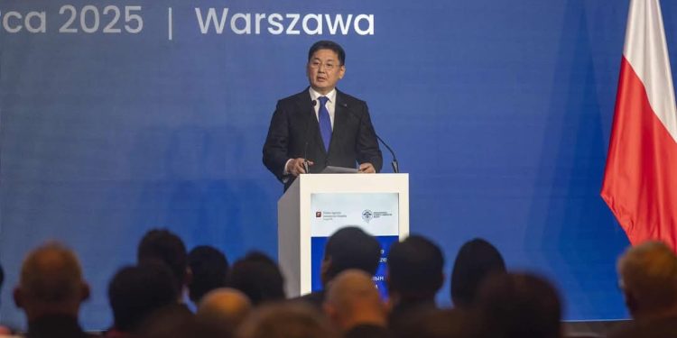 Польш-Монголын бизнес форумд 180 гаруй аж ахуйн нэгж оролцлоо