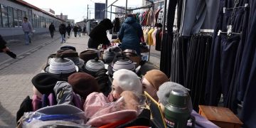 5 шараас Баруун 4 зам хүртэлх нийтийн эзэмшлийн гудамж, талбайд шалгалт хийж байна