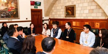 УИХ-ын дарга Д.Амарбаясгалан Британийн технологийн компанид ажиллаж буй Монгол залуустай уулзлаа