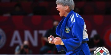 Г.Наранцэцэг их дуулгаас алтан медаль хүртлээ